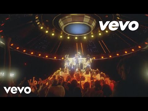 Daft Punk - Lose Yourself to Dance (Official Version)