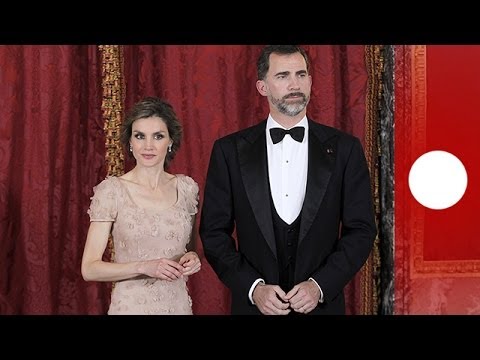 New King of Spain Felipe VI receives royal sash from predecessor Juan Carlos (recorded live feed)