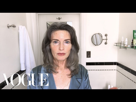 Watch This 1980s Supermodel’s Spectacular Age-Defying Beauty Routine | Beauty Secrets | Vogue