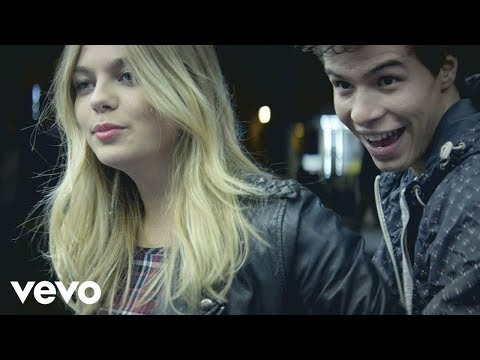 Louane - Avenir (clip officiel)