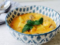 Slow Cooker Massaman Curry