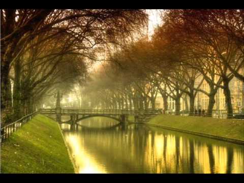 Antonín Dvořák - Serenade for strings in E major (1876)