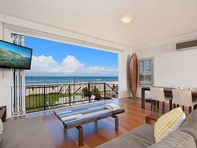 Absolute beachfront apartment - nothing but the sand. Unit 2 Palm Beach 