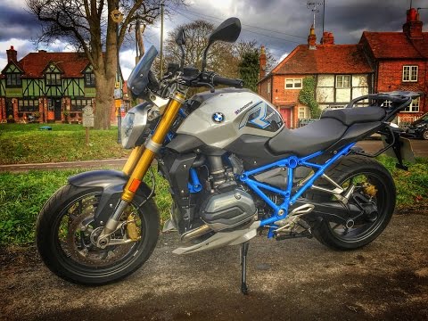 2017 BMW R1200R Review