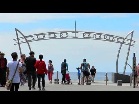 A walk along Cavill Avenue, Surfers Paradise, Australia