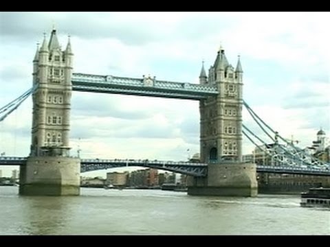 England:  Cruising the River Thames