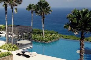 Nature combined with luxury: Alila Villas, Uluwatu, Bali.