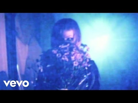 Crystal Castles - Sad Eyes