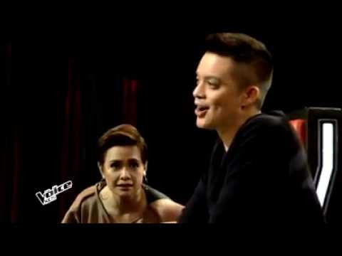 Coach Lea's reaction when Coach Bamboo sing Tomorrow ©