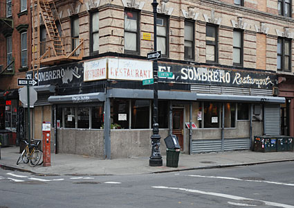 Manhattan, Brooklyn and Lower East Side street scenes, signs, and buildings - New York photographs, NY, US