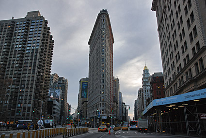 Manhattan, Brooklyn and Lower East Side street scenes, signs, and buildings - New York photographs, NY, US