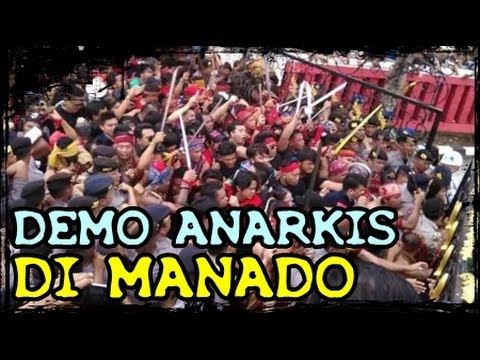 demo menolak fahri hamzah sambil membawa sajam di bandara manado minahasa