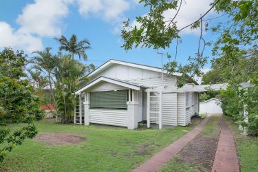 Camp Hill renovator sells for just under $1 million in spirited auction