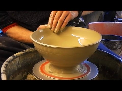 Throwing / Making a larger Pottery Salad Bowl on the wheel