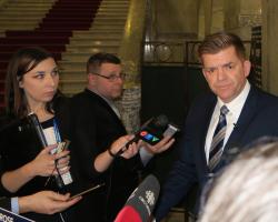 Wildorse Leader Brian Jean with reporters. But where's Jason?