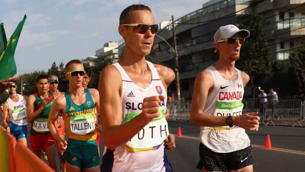 Men's race walk