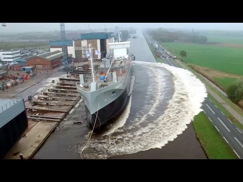 5 AMAZING Ship Launch Videos