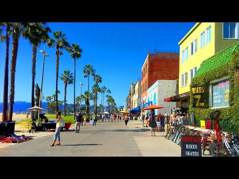 Walking from Venice Beach to Santa Monica Pier in Los Angeles, California - 4K