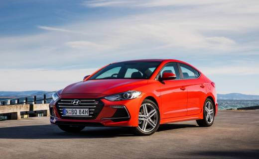 2017 Hyundai Elantra SR Turbo REVIEW | Turning Up The Heat On Hyundai’s Small Sedan