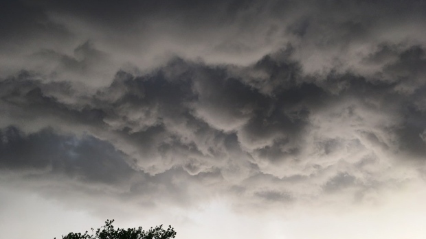 Winchester clouds May 30, 2017