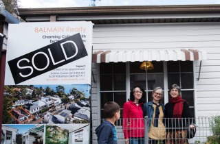 Auction of 2 Reuss St, Birchgrove. Saturday 15th July 2017. Photograph shows three of the vendors Therese Pacey, Colleen ...