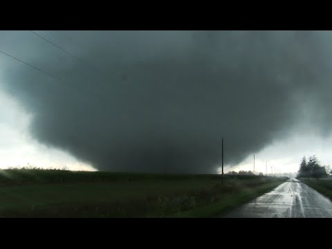 INTENSE Large Wedge Tornado! Northwest Ohio 8-24-16