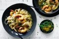 Spaghetti with prawns and lemon pepper butter.
