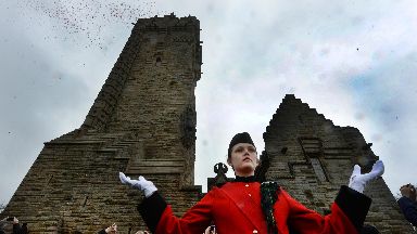 Arras poppy petal drop at Wallace Monument May 16 2017