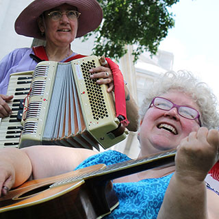 Wisconsin’s Solidarity Sing Along