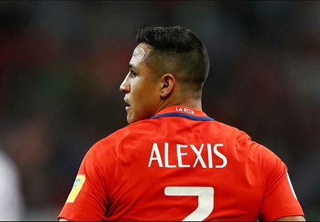 Alexis meets PSG chief ahead of move