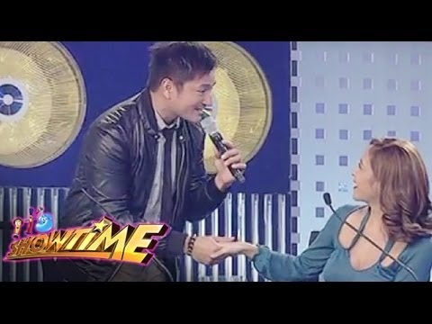 VIDEO: DJ Durano sings to Rachel Alejandro on It's Showtime