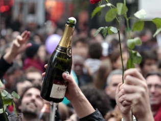 French socialists celebrate with champagne.