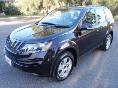 2012 Mahindra XUV500 W8 First Drive Review