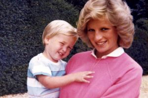 Princess Diana holding Prince William while pregnant with Harry, in a previously unseen photo which  features in the new ...