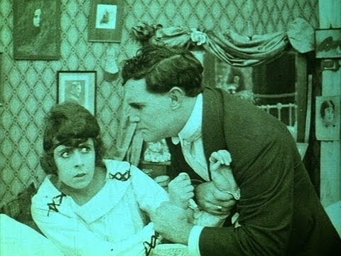 Lottie Lyell in The Woman Suffers (Australia, 1918)