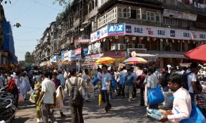 Maharashtra Navnirman Sena has renewed its campaign to force Mumbai businesses to use the Marathi regional language on their signboards. Photo: iStock