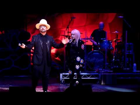 Girls (Boys) Just Wanna Have Fun - Cyndi Lauper and Boy George - ICC Sydney 4-4-2017