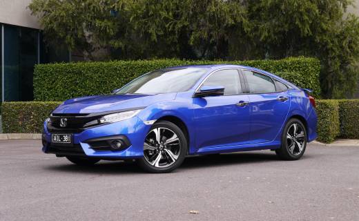 2016 Honda Civic RS REVIEW | Impressive Style And Substance - But Lacking In Thrills