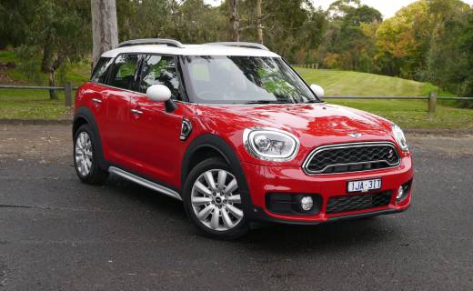 2017 Mini Cooper S Countryman Review | An Icon On The Outside With A Thoughtfully Modern Twist