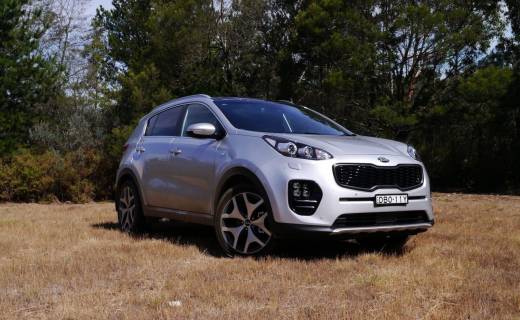 2016 Kia Sportage REVIEW | Si, SLI, Platinum - Sharp Looks, Fat Feature List... Slight Price Increase