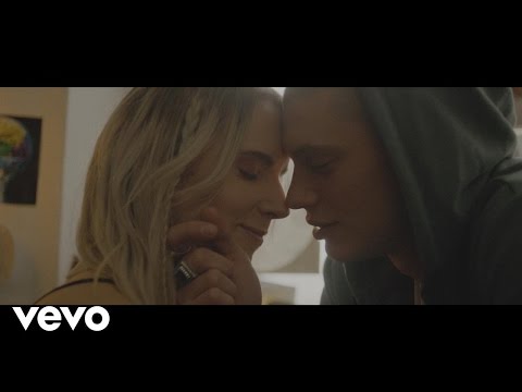 Snakehips & MØ - Don't Leave (Official Video)