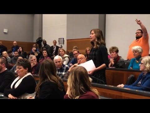 Teacher's town hall question goes viral