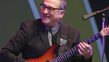 Chuck Loeb  (Photo by Mathew Imaging/WireImage)