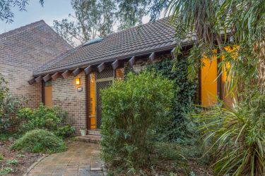 Townhouse for sale in Kambah's award-winning Urambi Village