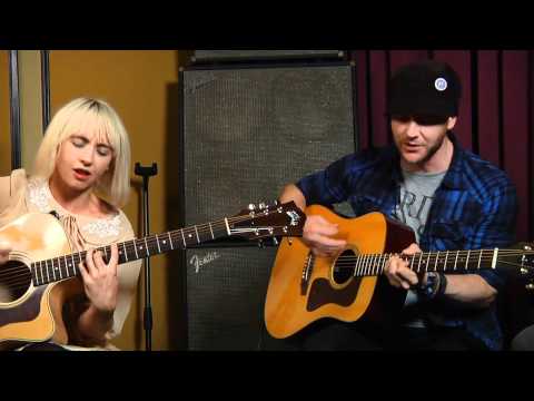 Guild Lounge: The Joy Formidable Perform "Whirring"