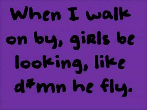 LMFAO - Sexy and i know it + (lyrics) NEW