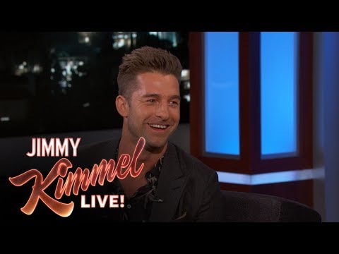 Keri Russell & Scott Speedman Reveal He was a Disaster of a Boyfriend During Felicity