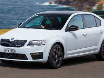 2016 Skoda Octavia RS230 REVIEW | More Power for Czech Sedan and Wagon