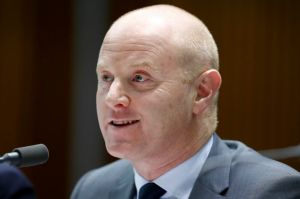 Commonwealth Bank chief executive Ian Narev did not signal any intent to step down on Monday.