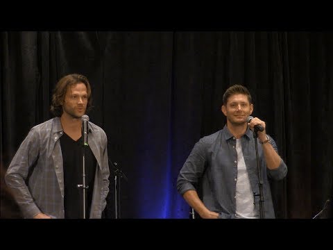 FULL GOLD Chicon Jensen Ackles and Jared Padalecki 2017  Supernatural